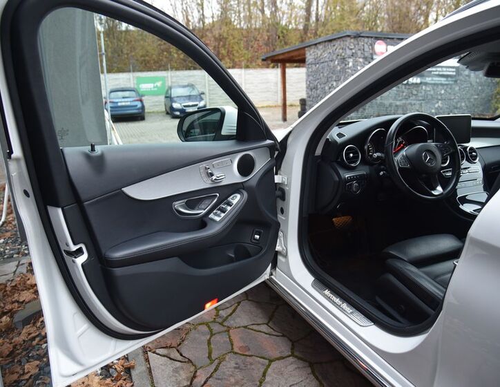 Mercedes-Benz Třídy C 14