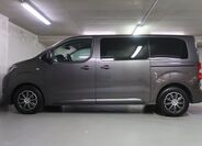 Toyota ProAce 8