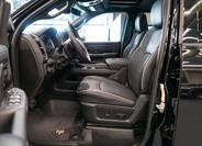 Dodge RAM 14