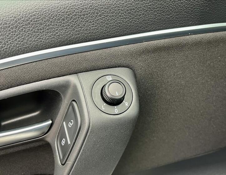 Volkswagen Polo 35