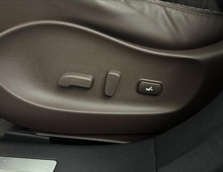 Infiniti FX30 37