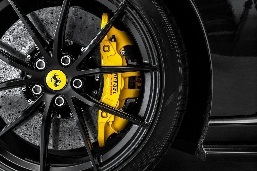 Ferrari 812