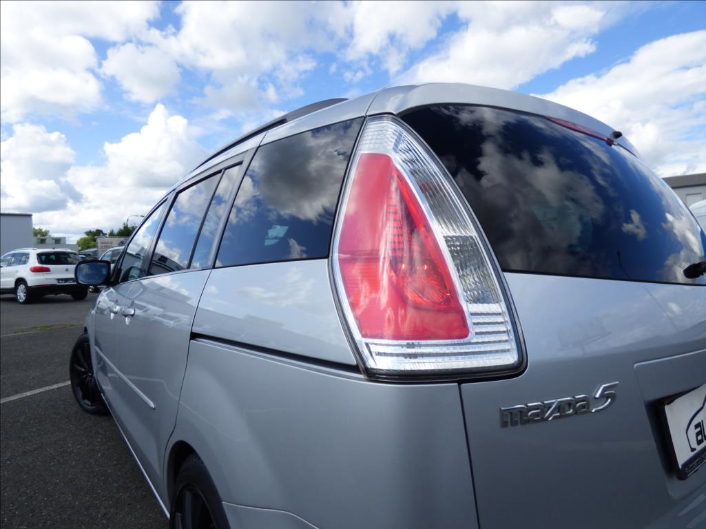Mazda 5