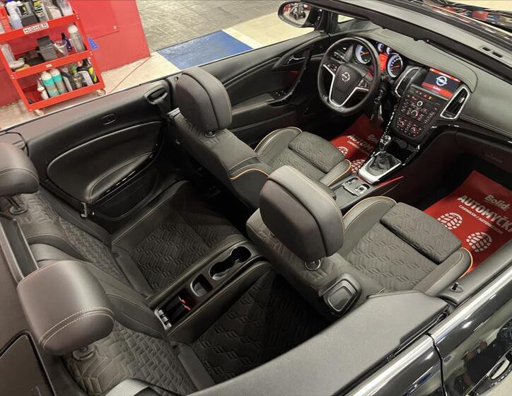 Opel Cascada 9