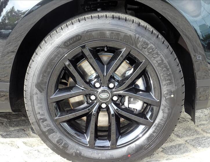 Land Rover Range Rover Evoque 29