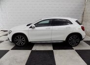 Mercedes-Benz GLA 2