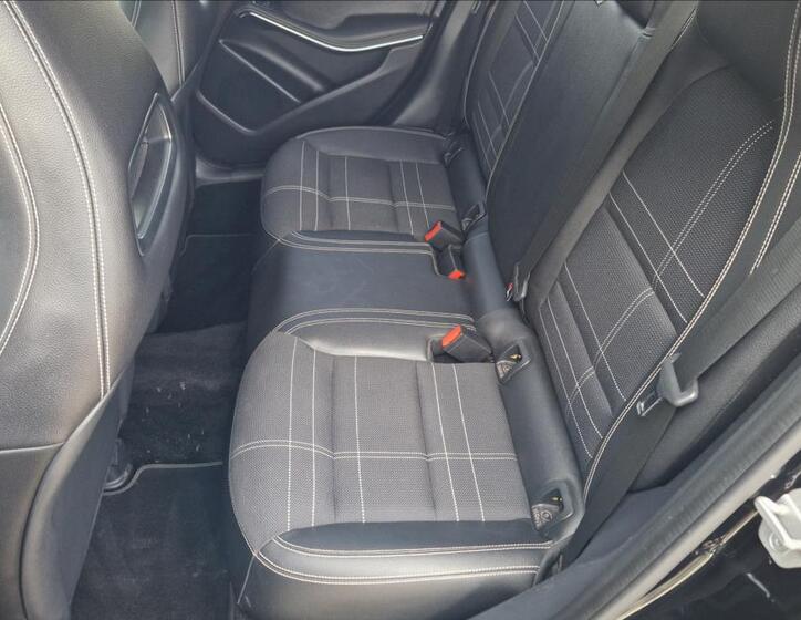 Mercedes-Benz Třídy A 12