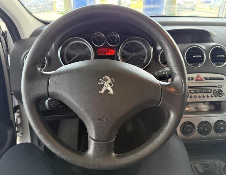 Peugeot 308 12