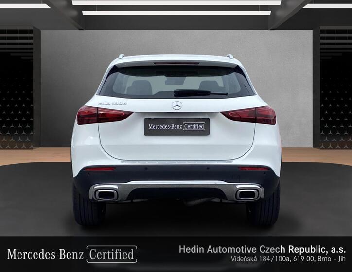 Mercedes-Benz GLA 4