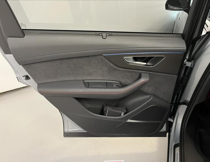 Audi SQ7 29