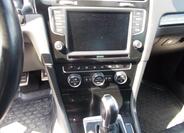 Volkswagen Golf 20
