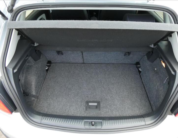 Volkswagen Polo 23