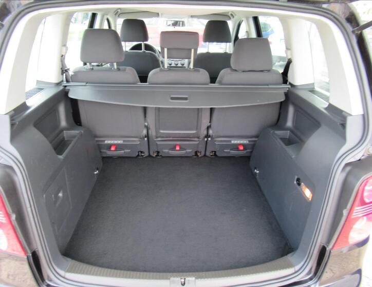 Volkswagen Touran 21