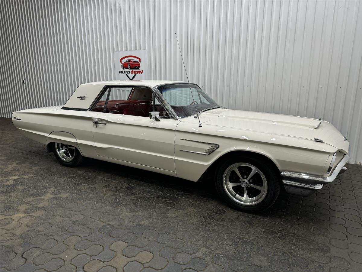 Ford Thunderbird