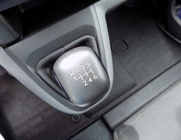 Peugeot Expert 27