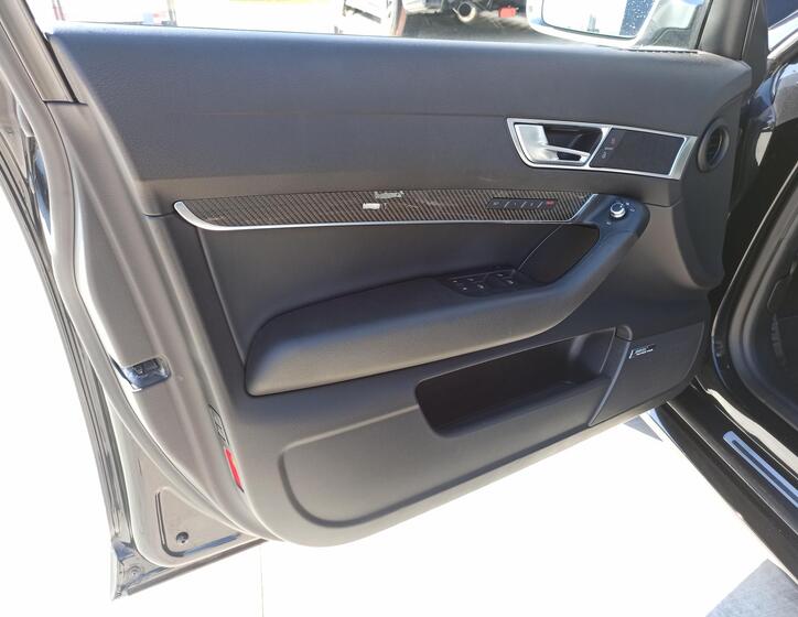 Audi RS 6 32