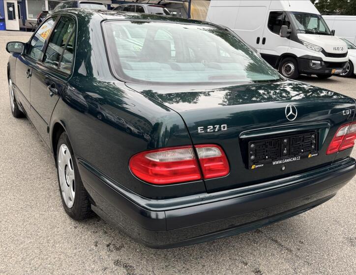 Mercedes-Benz Třídy E 10
