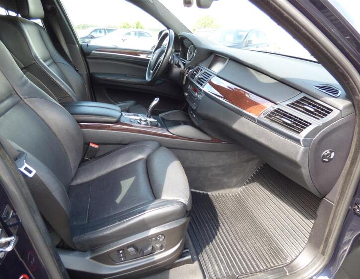 BMW X6 64