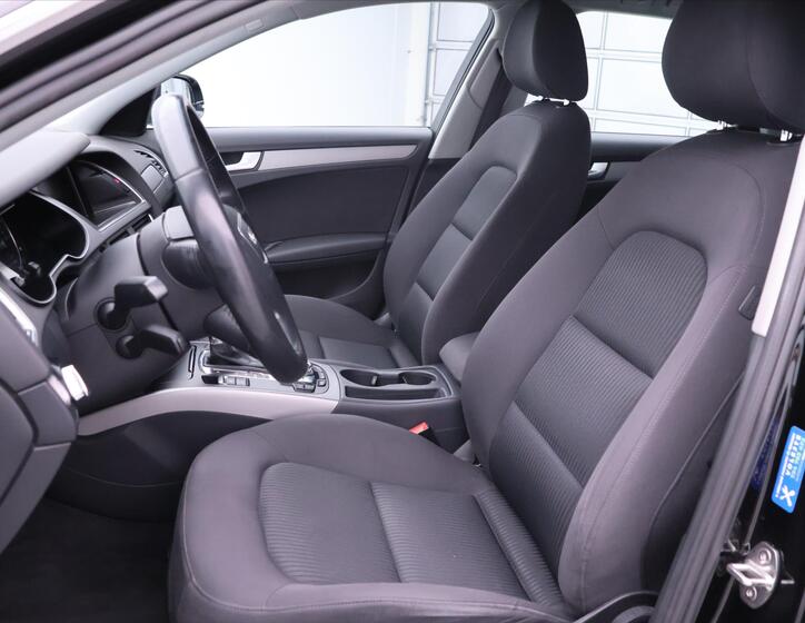 Audi A4 13