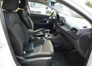 Hyundai i30 25