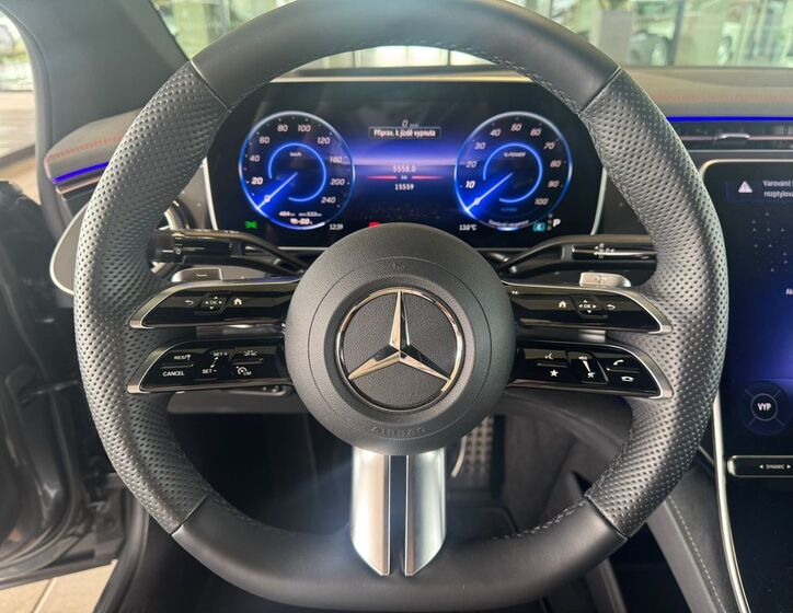 Mercedes-Benz EQE 13