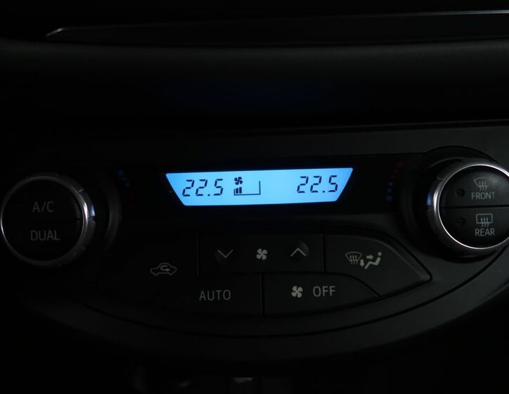 Toyota Yaris 29
