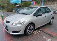 Toyota Auris 4
