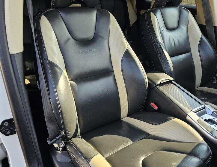 Volvo XC60 44