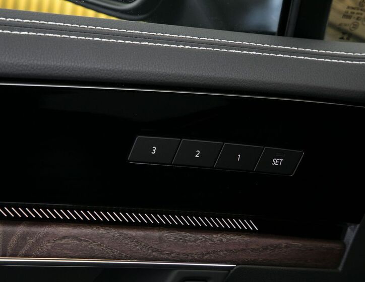 Volkswagen Touareg 15
