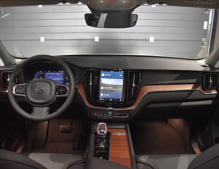 Volvo XC60 25