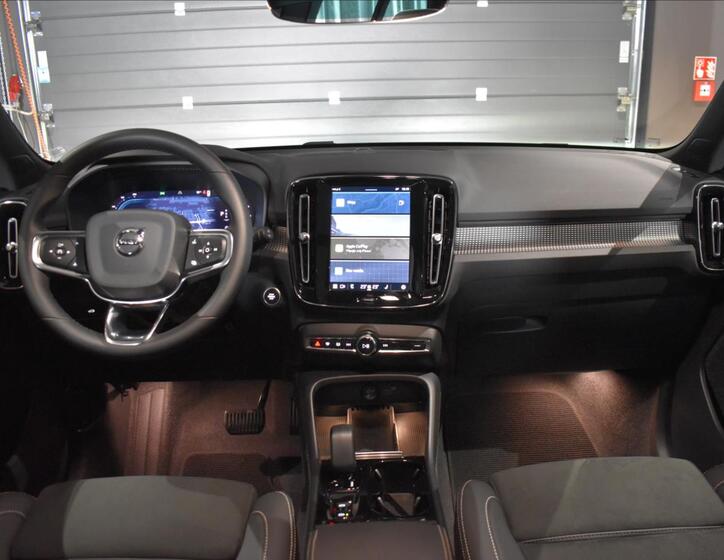 Volvo XC40 13