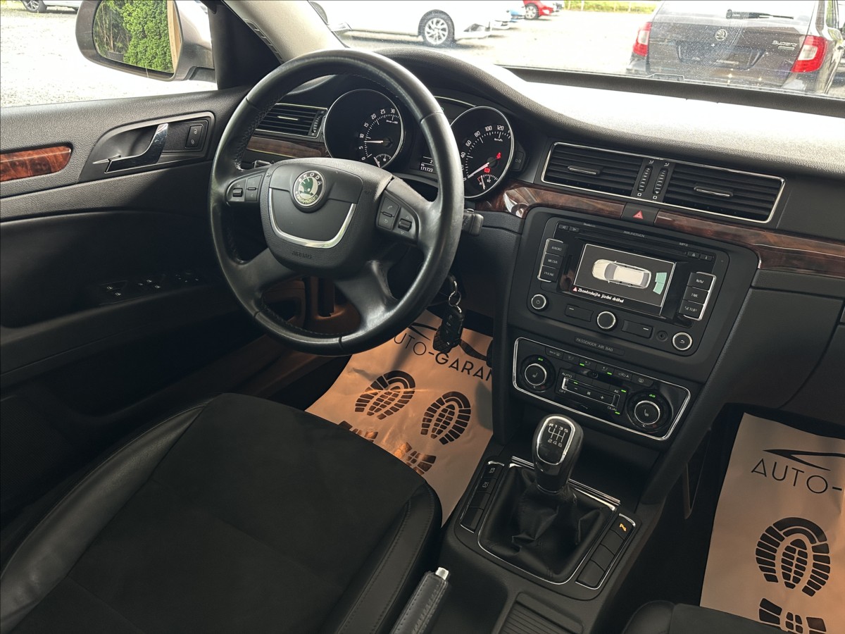 Škoda Superb