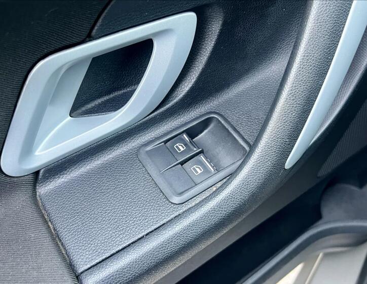 Škoda Roomster 34