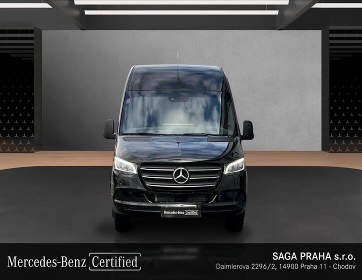 Mercedes-Benz Sprinter 8