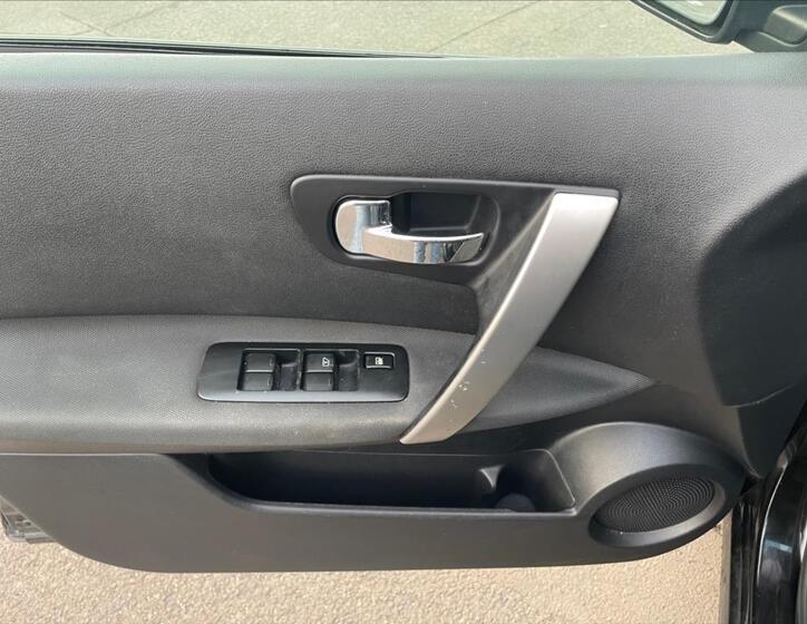 Nissan Qashqai 20