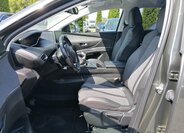 Peugeot 5008 10