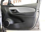 Toyota Yaris 11