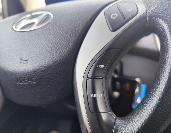 Hyundai i30 19