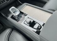 Volvo XC90 13