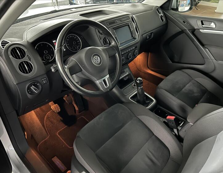 Volkswagen Tiguan 7