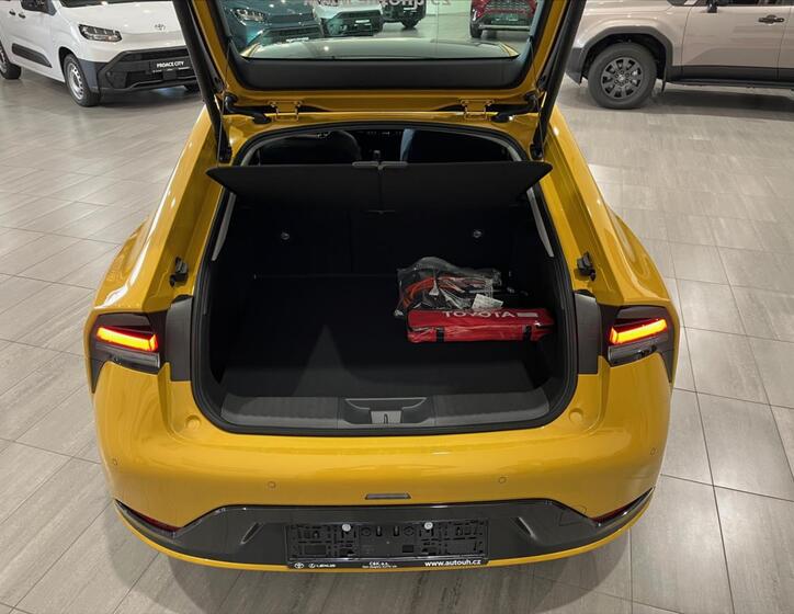 Toyota Prius 7