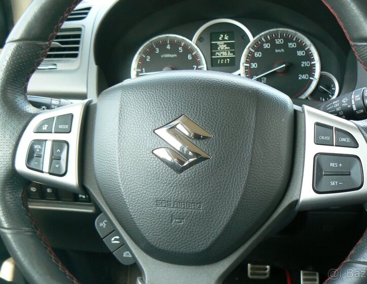 Suzuki Ostatní 9