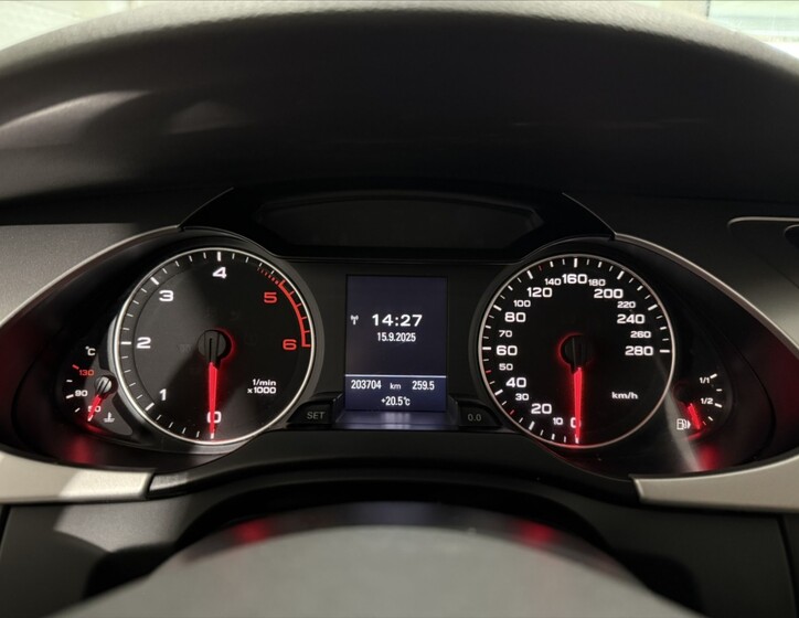 Audi A4 9