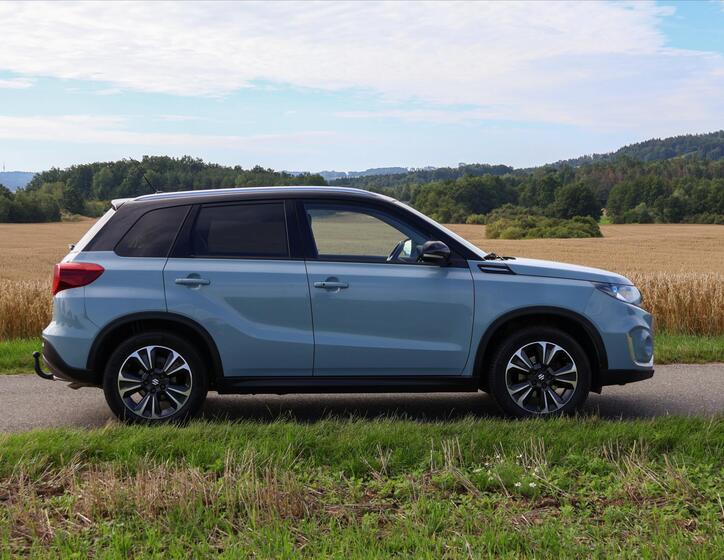 Suzuki Vitara 8