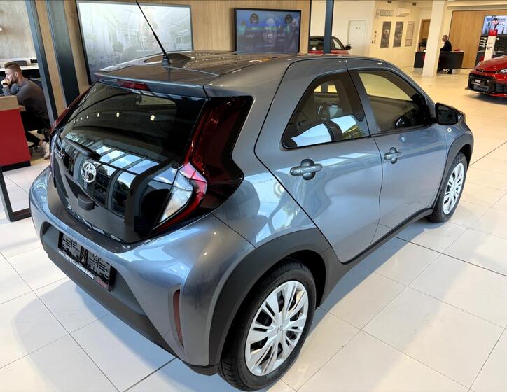 Toyota Aygo 6