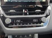 Toyota Corolla Cross 18