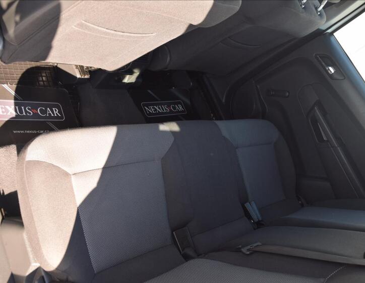 Opel Zafira 19