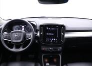 Volvo XC40 25
