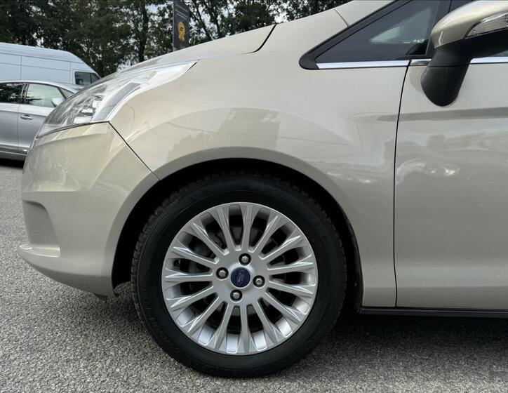 Ford B-MAX 17