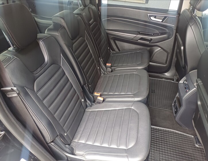 Ford Galaxy 22